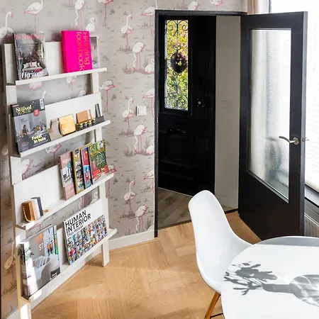 22 Minuten Amsterdam En Utrecht 3*