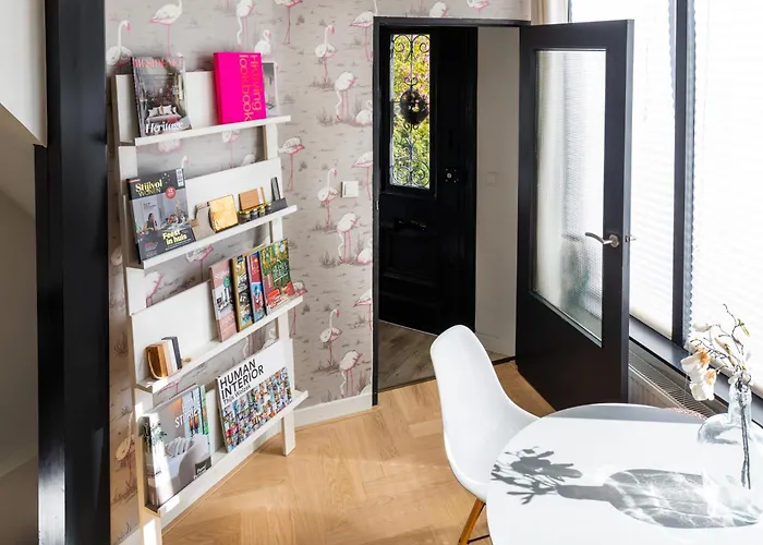 22 Minuten Amsterdam En Utrecht 3*